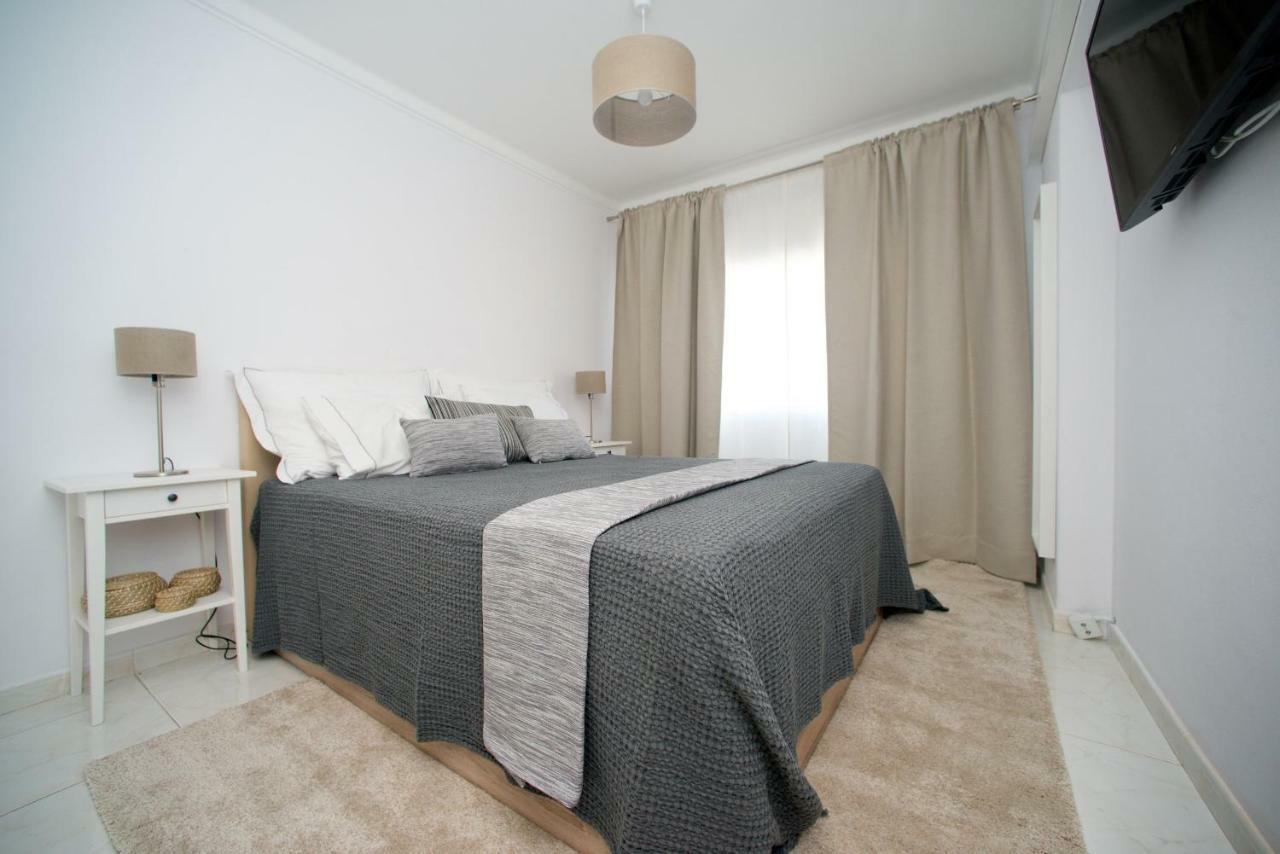 Beach 2Min Walk Apartman Portimão Kültér fotó